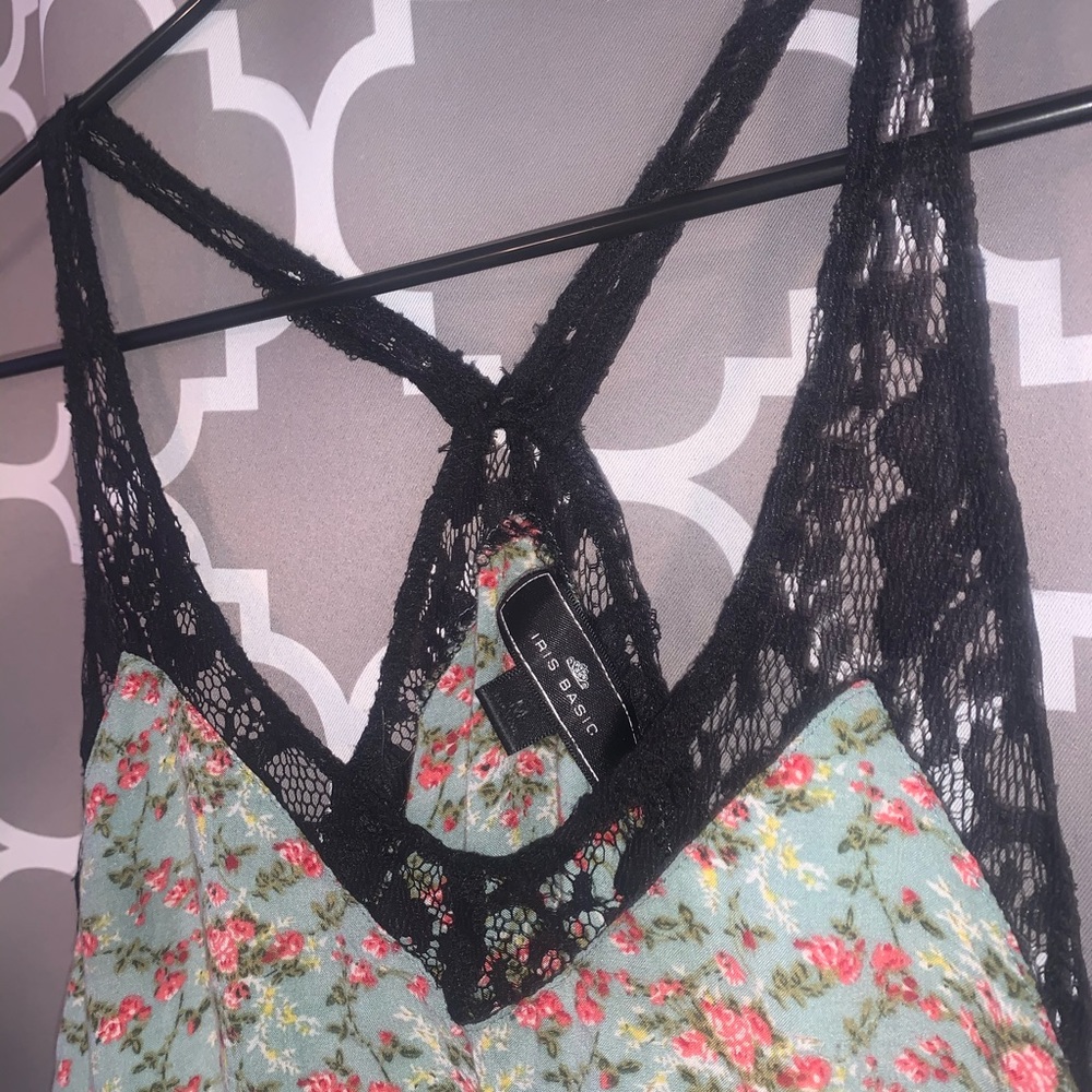 Rose blouse - Picture 2 of 3
